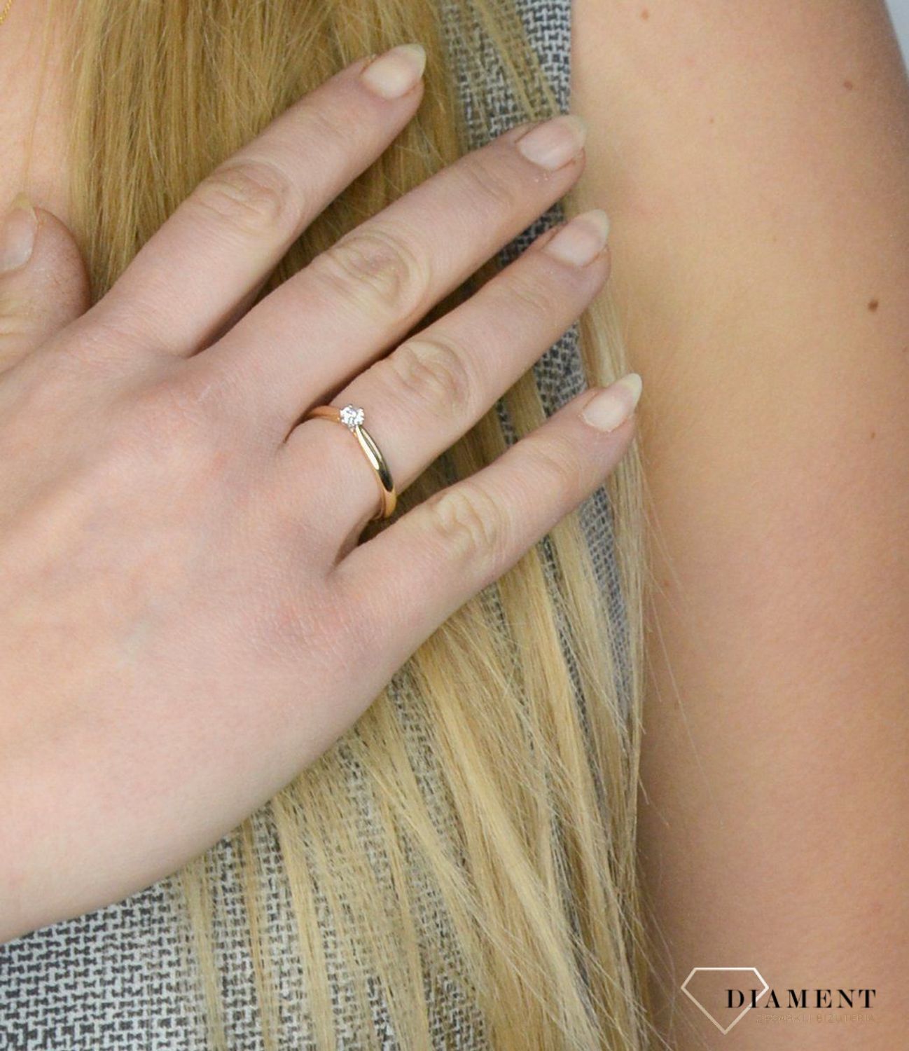 pierścionek zaręczynowy złoty z diamentem R62567 YW.jpg